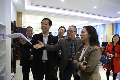 省教育廳專家組高度評價我校大學生創新創業孵化基地建設